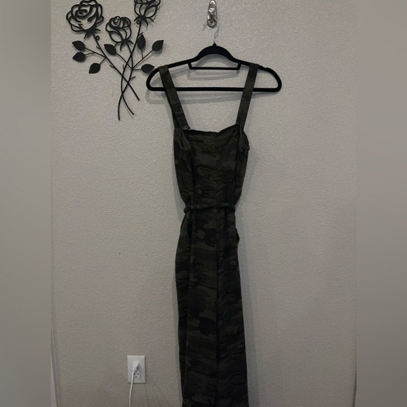 SANCTUARY Womens Camo Green Breezy Sleeveless Jumpsuit Adjustable Strap Size S - Picture 9 of 9
